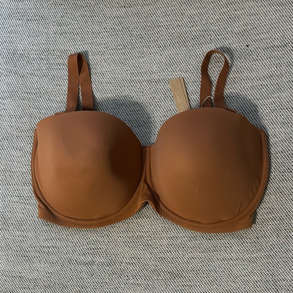 SKIMS Strapless Bra - Picture 1 of 4
